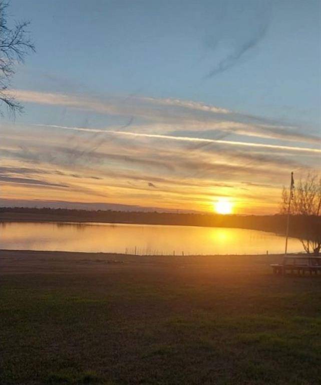 4378 Old Fort Worth Road, Midlothian, TX 76065