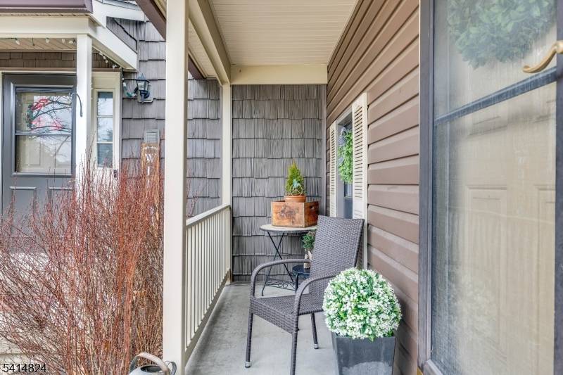 104 Wood Duck Ct, Allamuchy Twp., NJ 07840