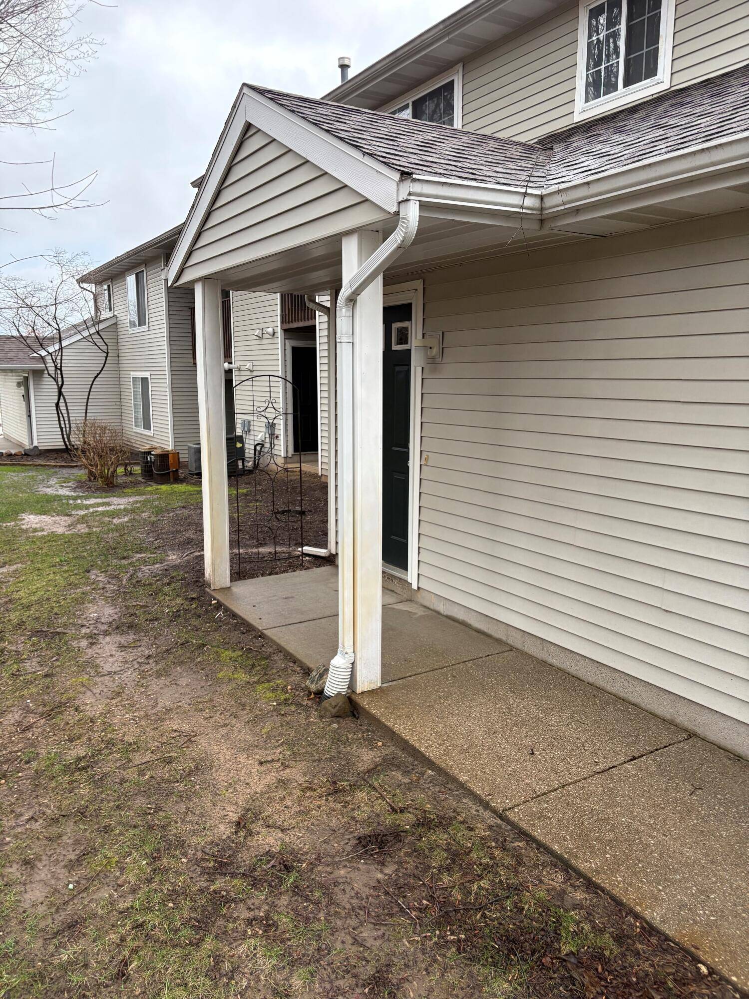 213 Hunters LN NE #21, Rockford City, MI 49341