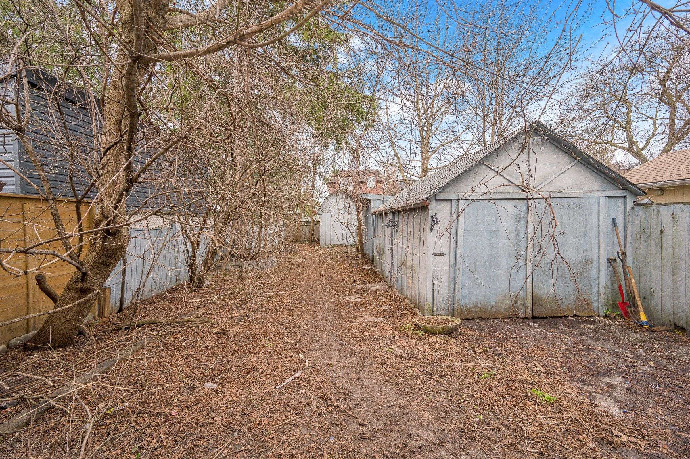 751 Eglinton AVE E, Toronto C11, ON M4G 2K8