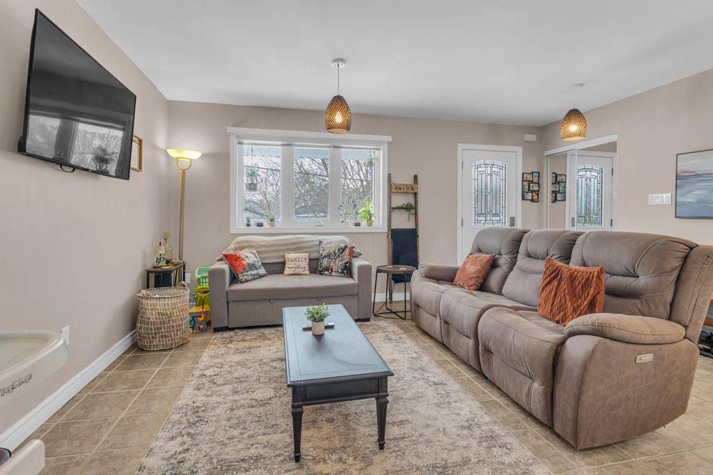 37 Chatham ST, Bayham, ON N0J 1T0