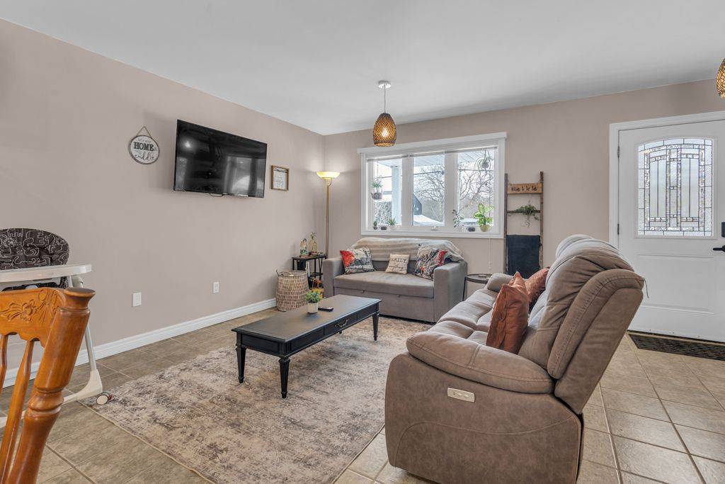 37 Chatham ST, Bayham, ON N0J 1T0