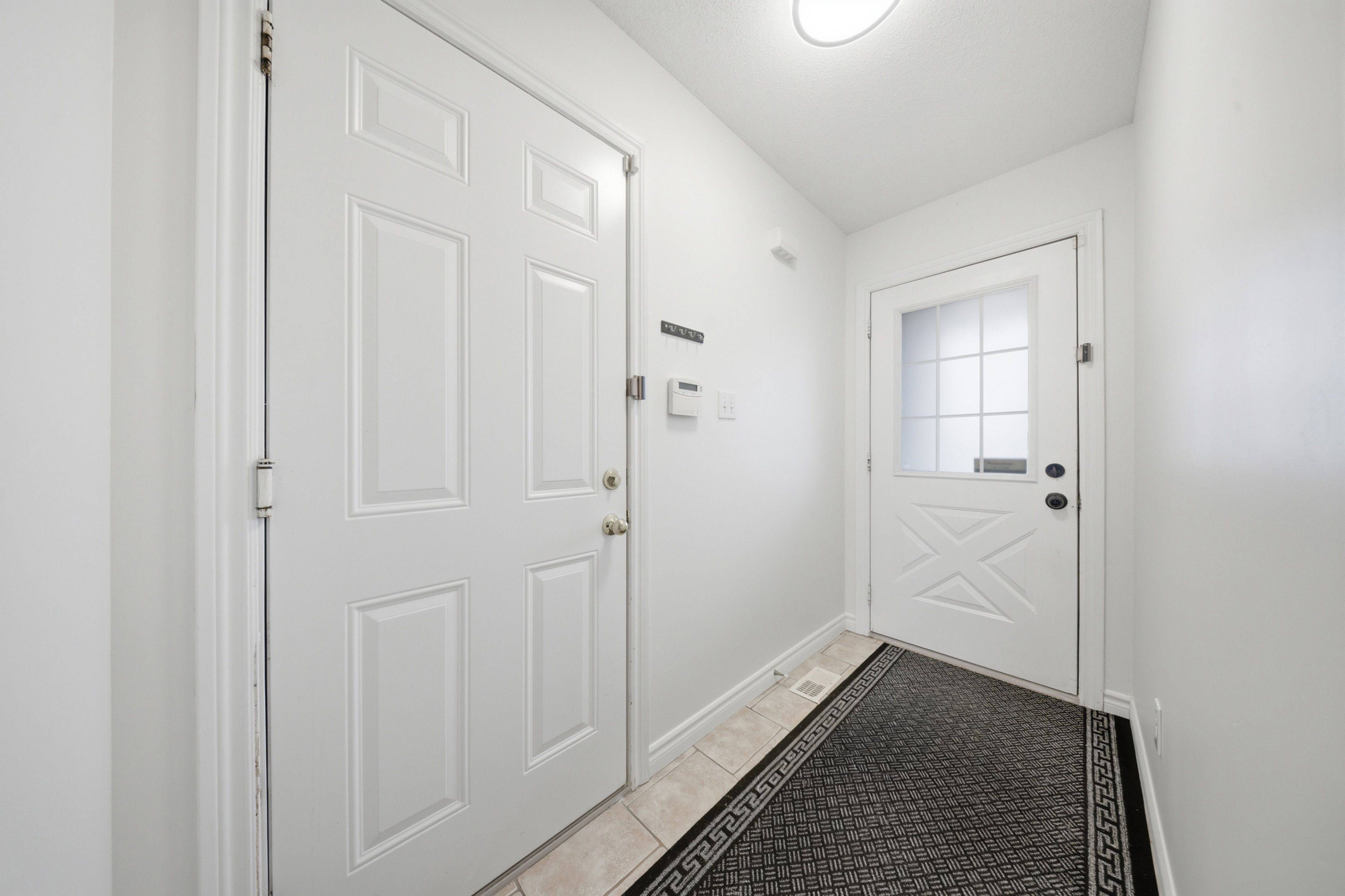 35 Thames WAY, Hamilton, ON L0R 1W0