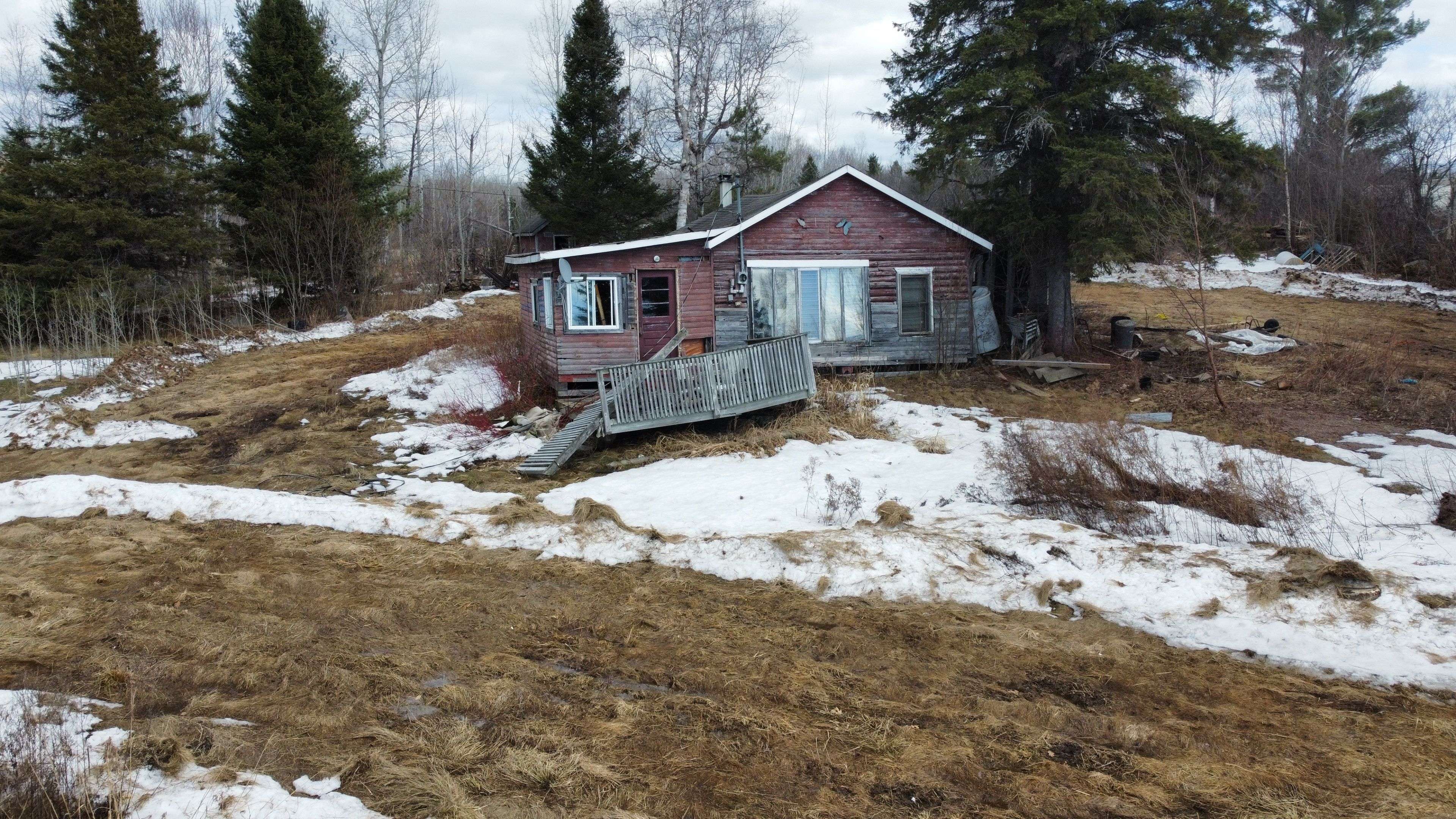 28 Lakeshore RD, Bonfield, ON P0H 1E0