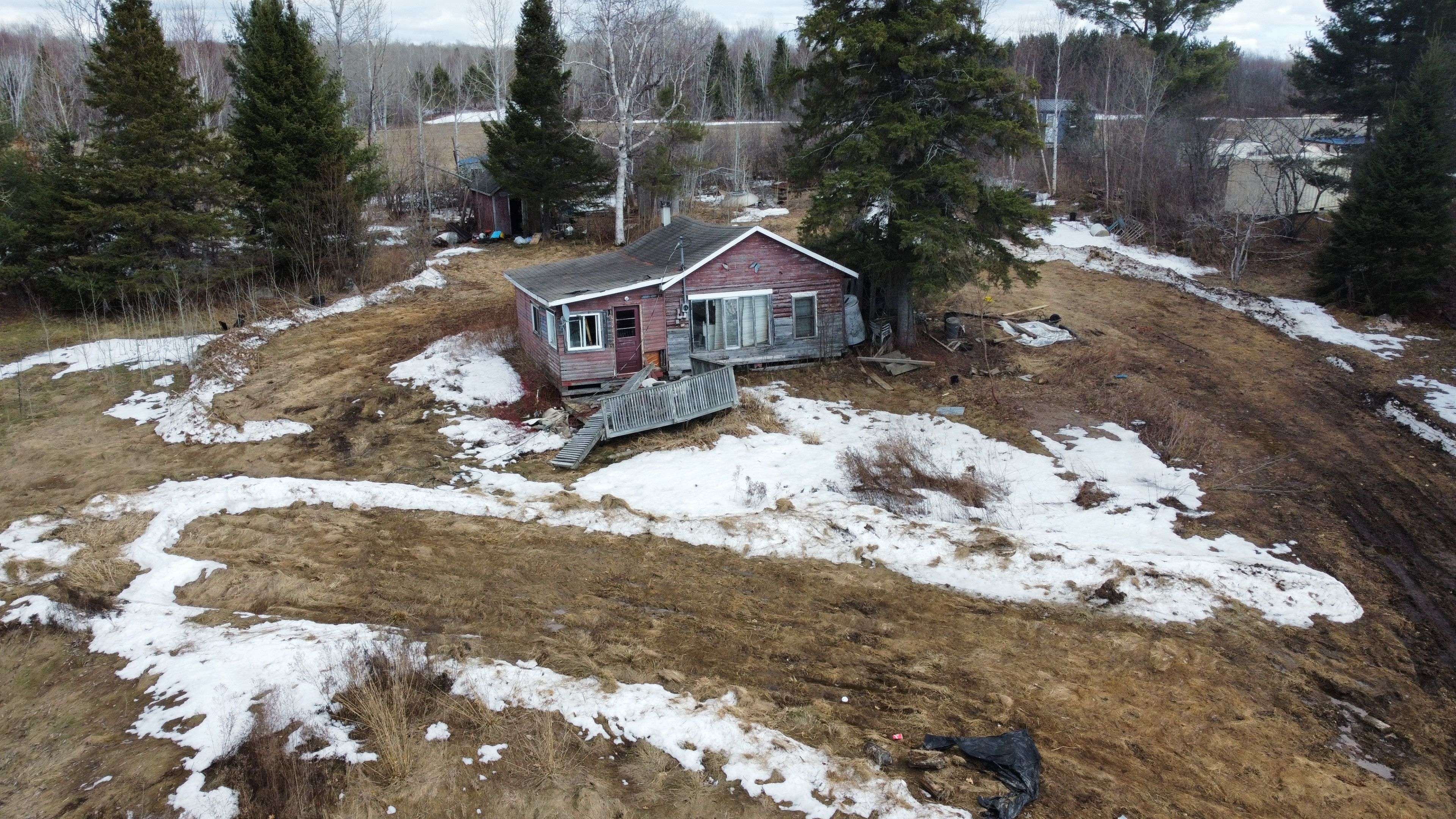 28 Lakeshore RD, Bonfield, ON P0H 1E0