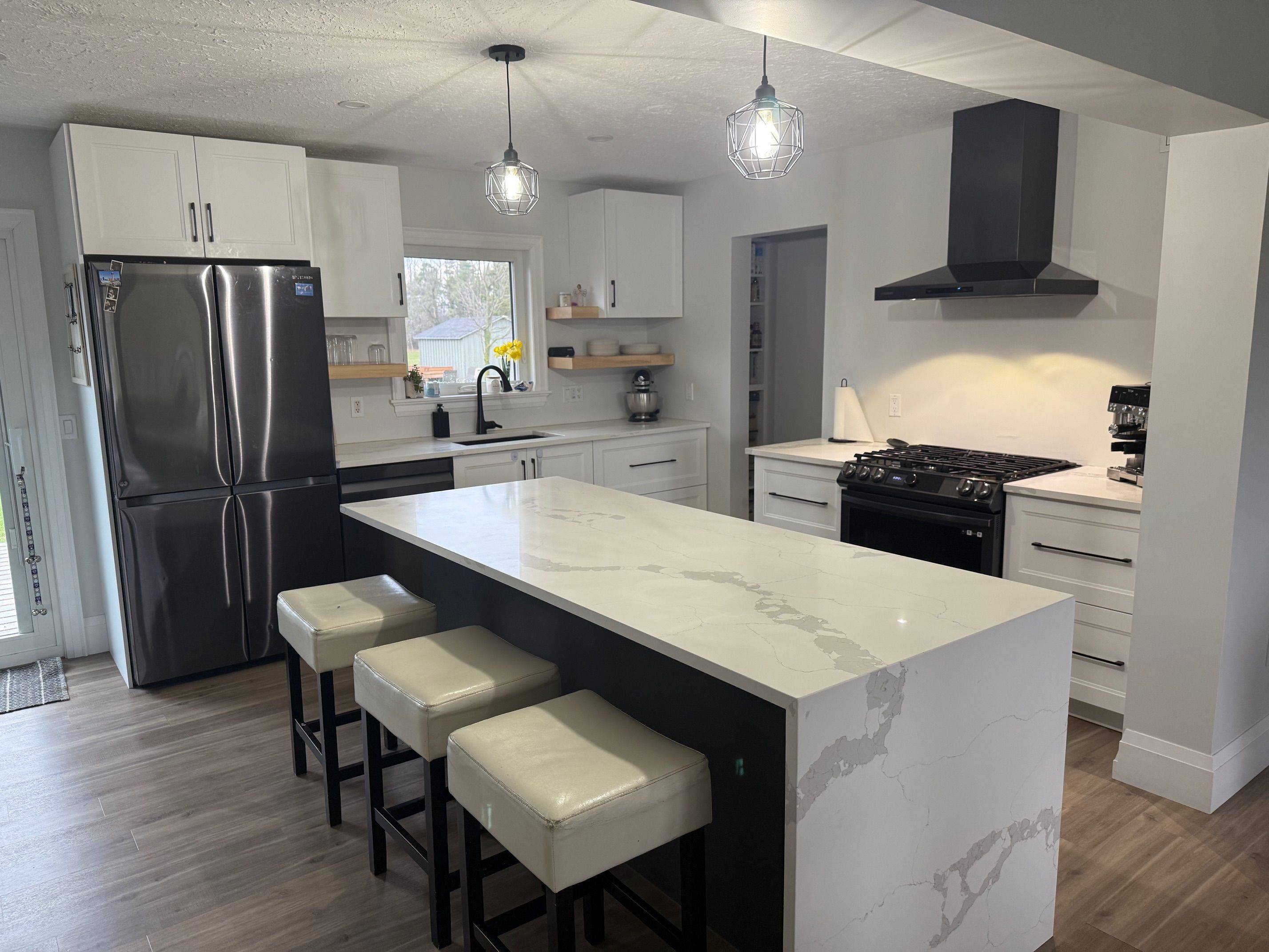 43 London RD, Ashfield-colborne-wawanosh, ON N7A 3X9