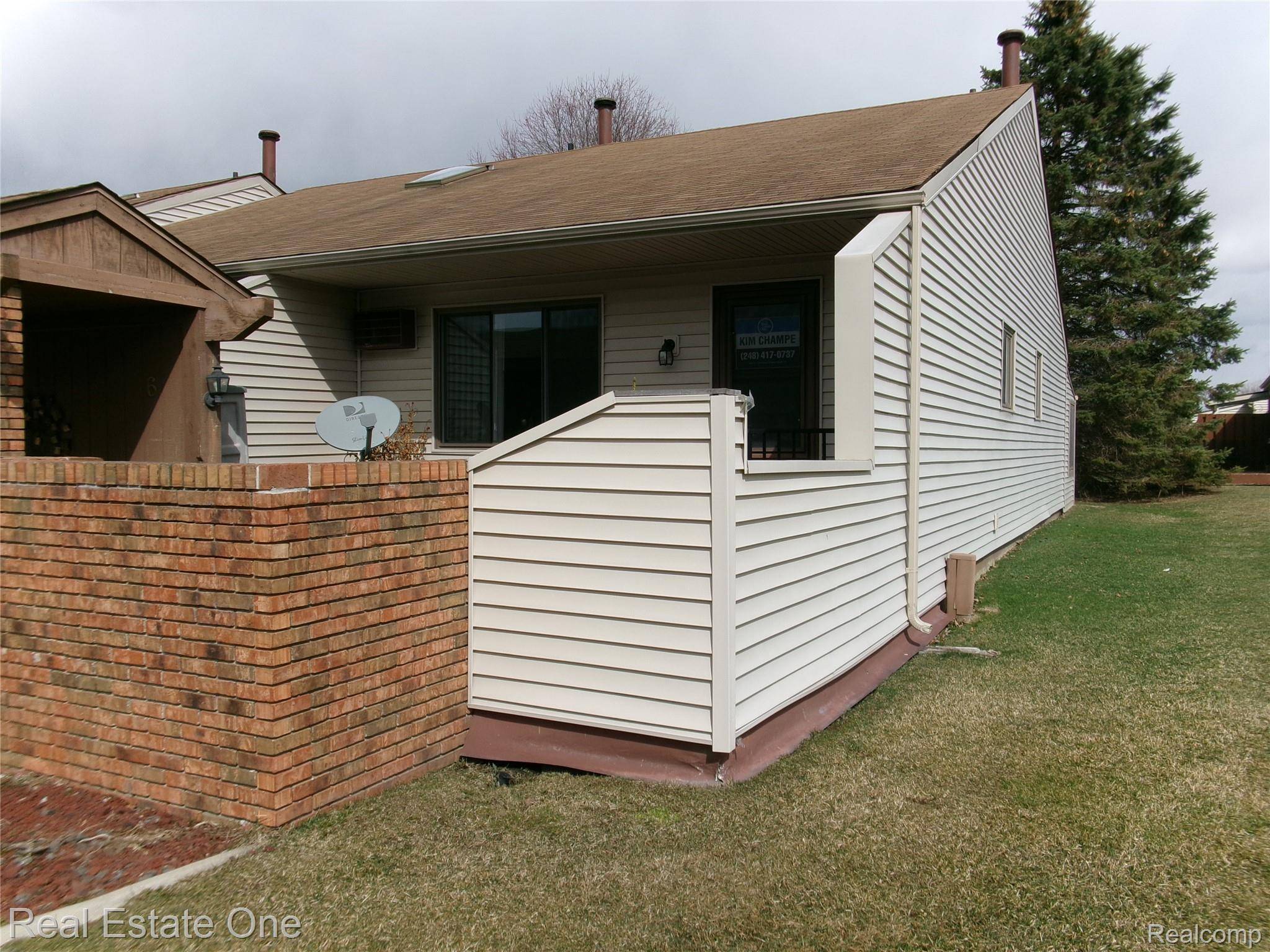 25832 LEXINGTON #6, Southlyoncity_oakland, MI 48178