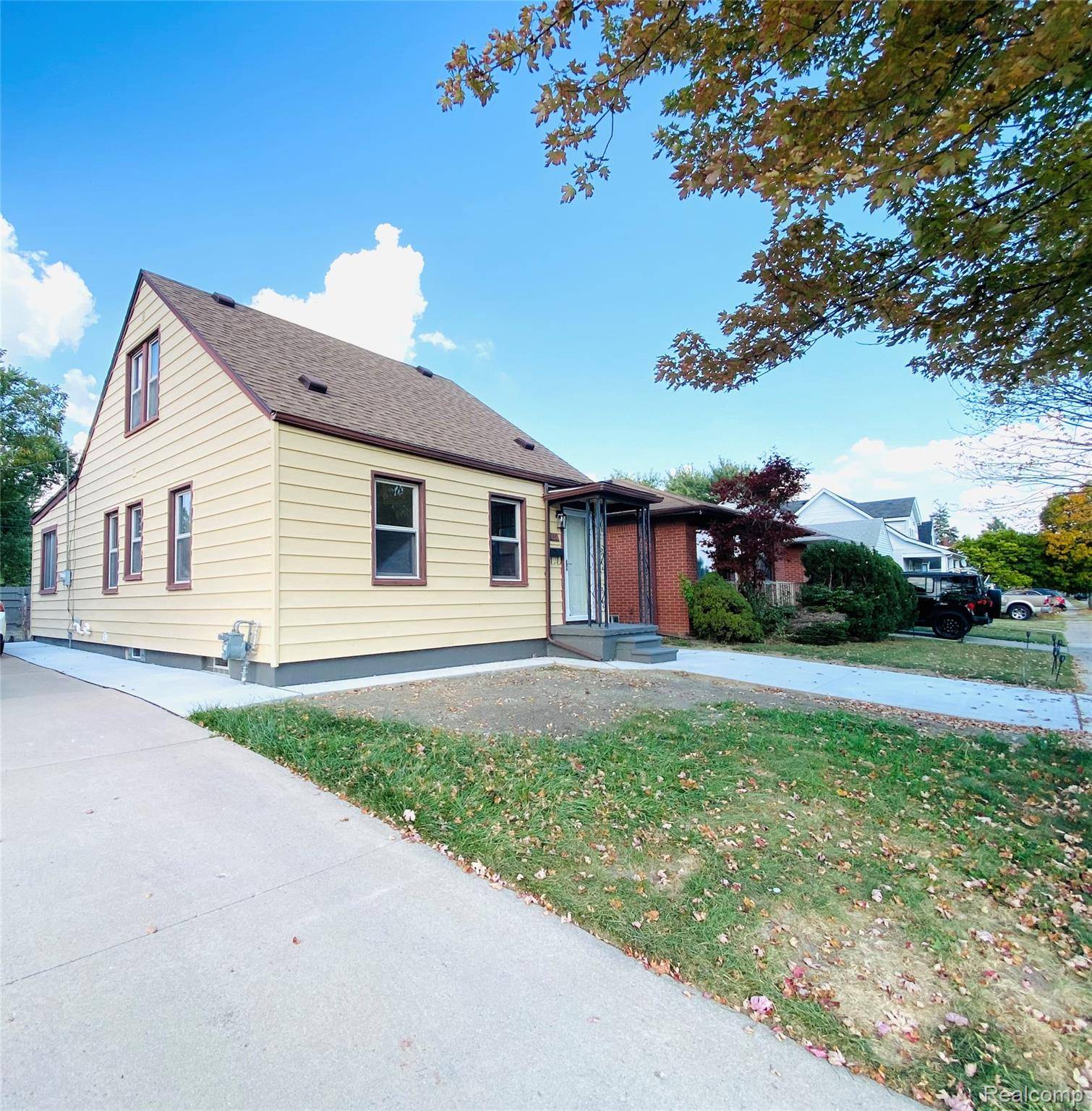 734 Highland ST, Wyandotte, MI 48192