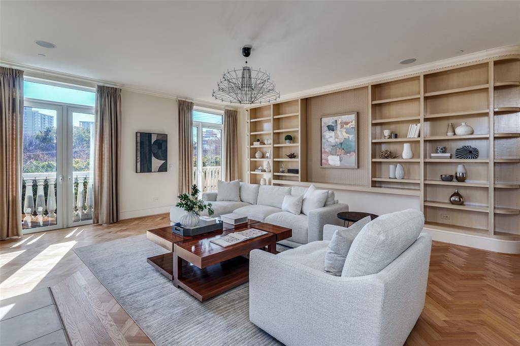 3505 Turtle Creek Boulevard #2A, Dallas, TX 75219