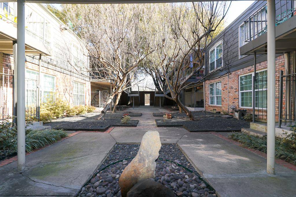 5322 Fleetwood Oaks Avenue #142, Dallas, TX 75235