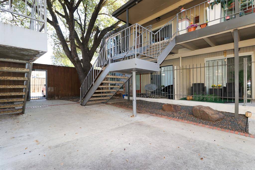 5322 Fleetwood Oaks Avenue #142, Dallas, TX 75235