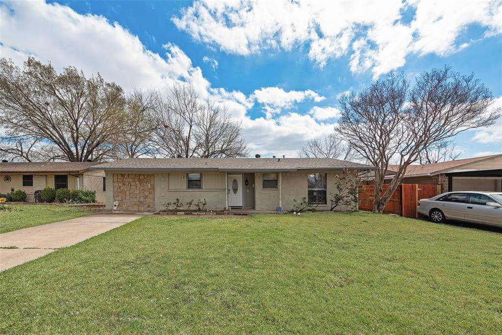 3924 Emerald Drive, Mesquite, TX 75150