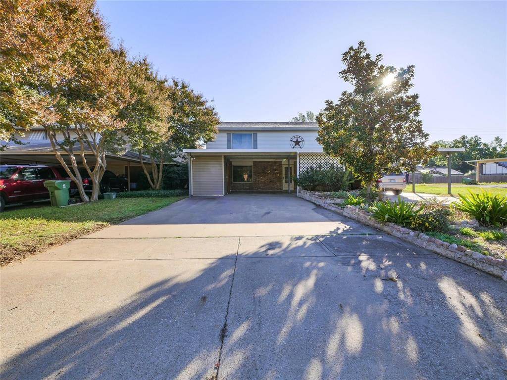 2113 Fleur De Lis Court, Arlington, TX 76012