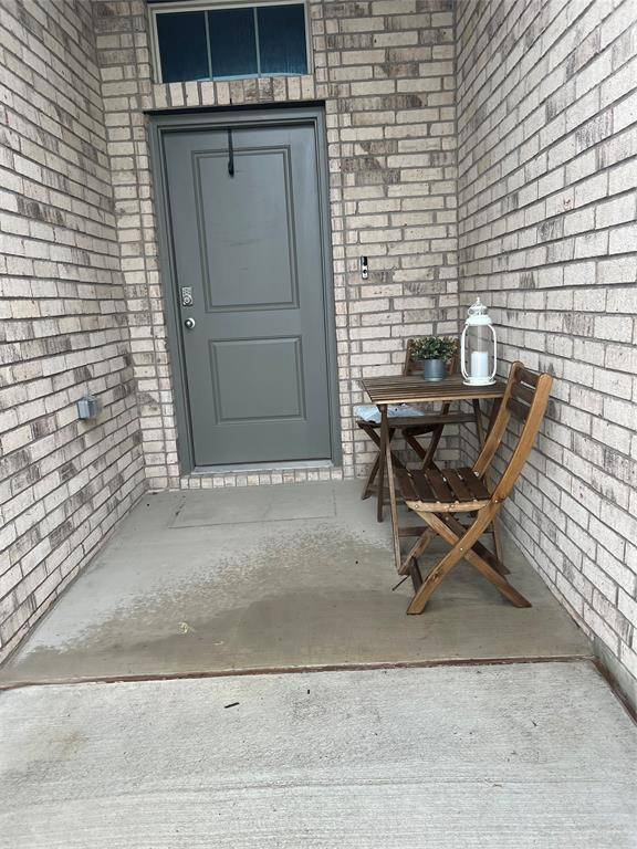 8613 Horseshoe Hill Court, Fort Worth, TX 76131