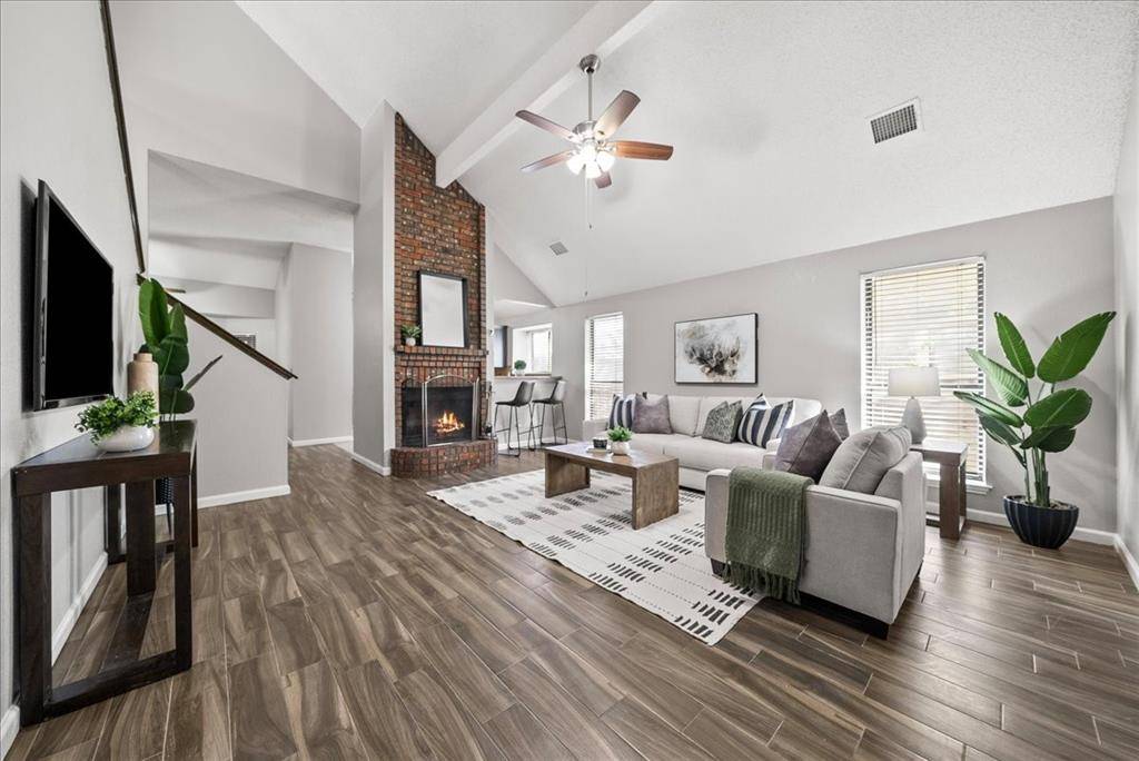 723 Keessee Drive, Cedar Hill, TX 75104