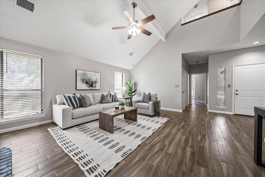 723 Keessee Drive, Cedar Hill, TX 75104