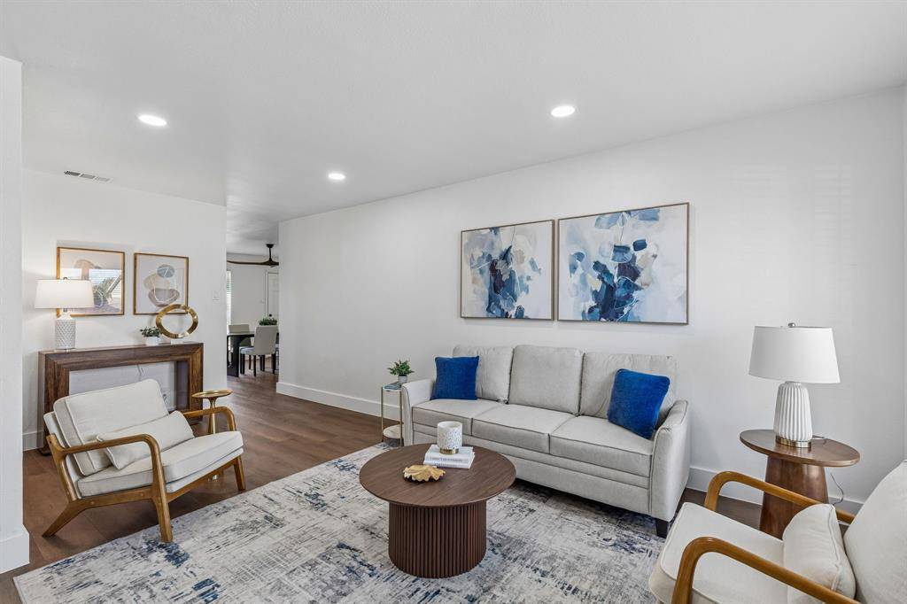 1914 Lawndale Drive, Carrollton, TX 75006