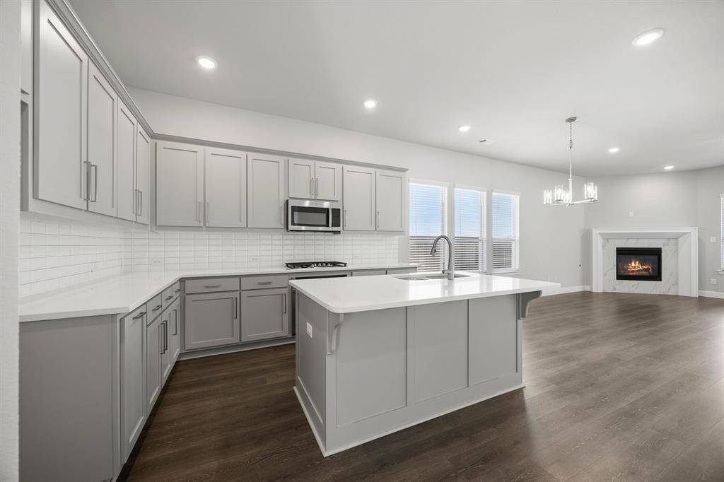 428 Waters Edge Drive #515, Hickory Creek, TX 75065