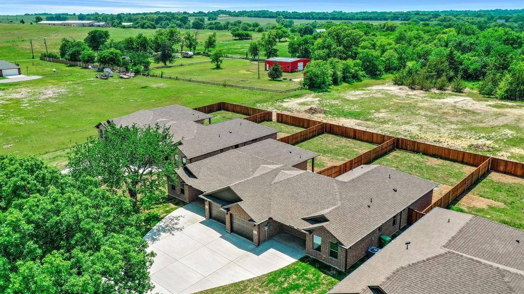 619 N Friendship Road, Sherman, TX 75092