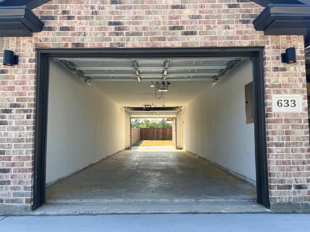 619 N Friendship Road, Sherman, TX 75092