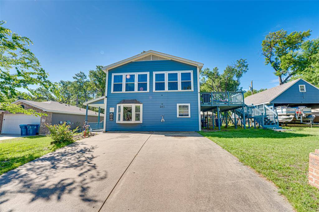 261 Harbor Drive, Gun Barrel City, TX 75156