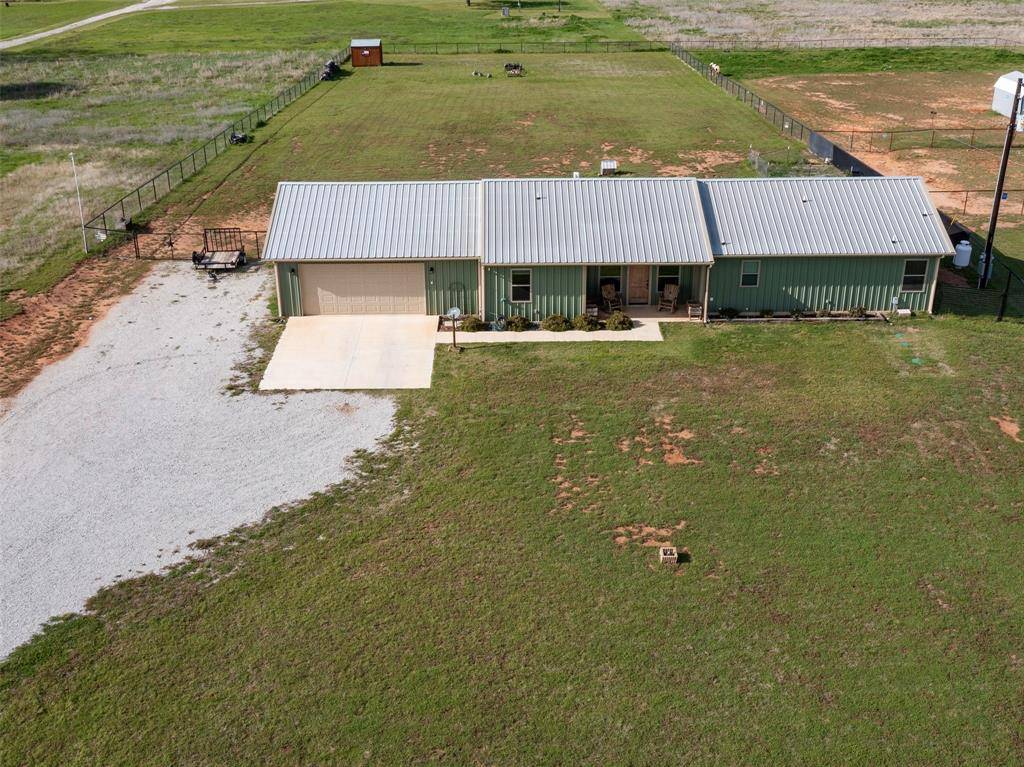 1020 County Road 1596, Alvord, TX 76225