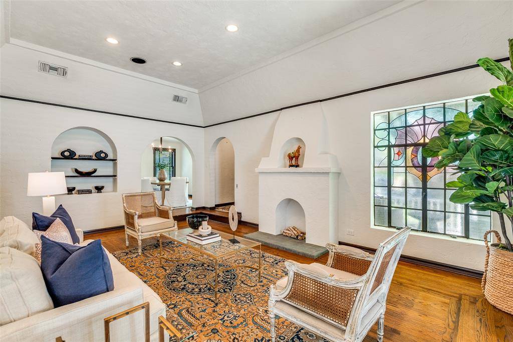 4073 Amherst Avenue, University Park, TX 75225