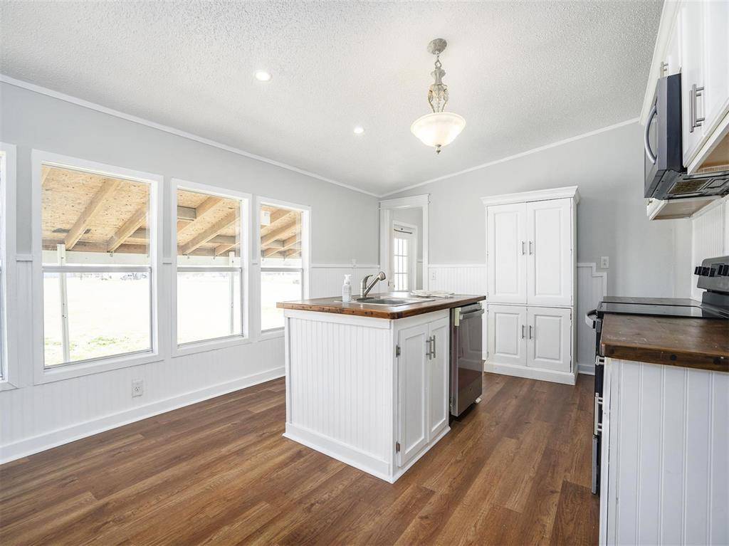 9558 Diamond Avenue, Kaufman, TX 75142