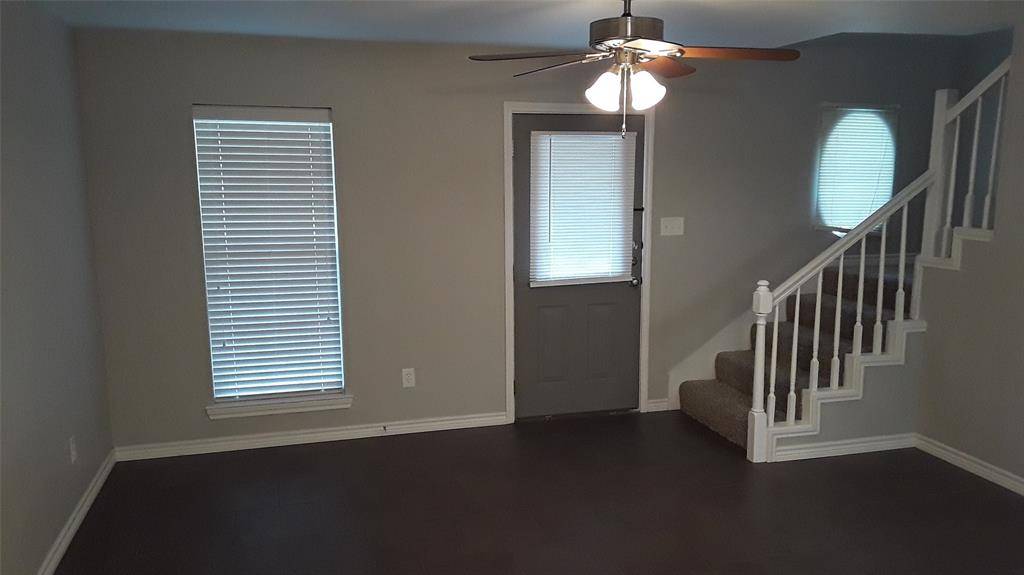 2004 Pecan Street #C, Commerce, TX 75428