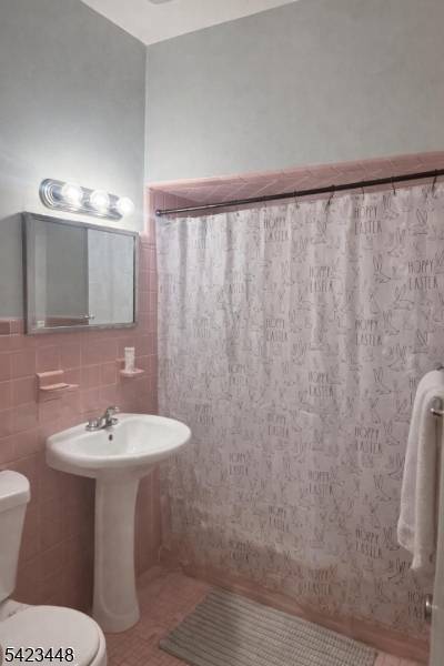 191 1St Ave, Newark City, NJ 07107