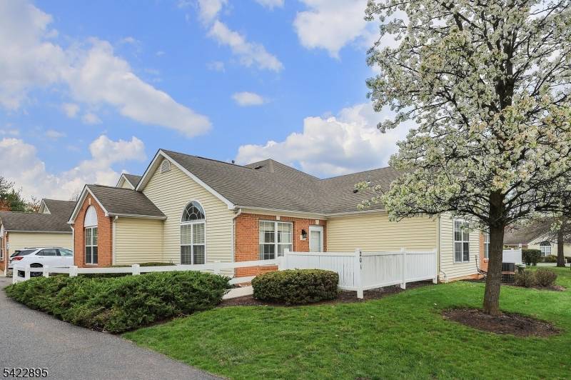 201 Merry Ln, Hillsborough Twp., NJ 08844