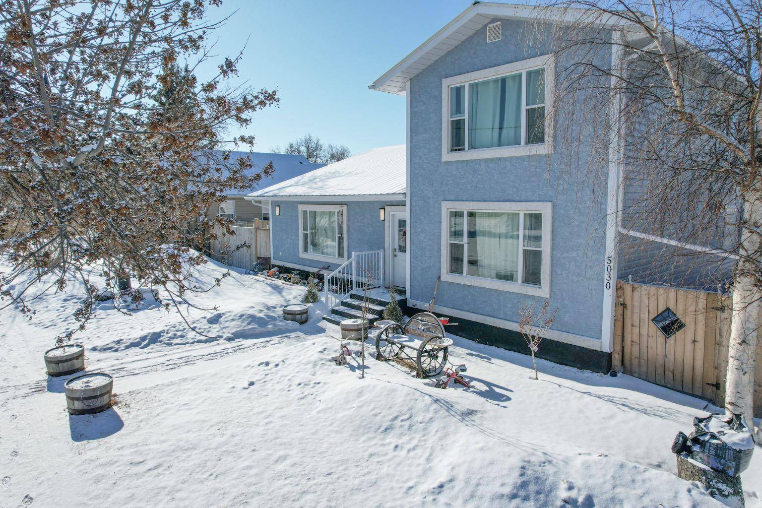 5030 52 AVE, Bashaw, AB T0B 0H0