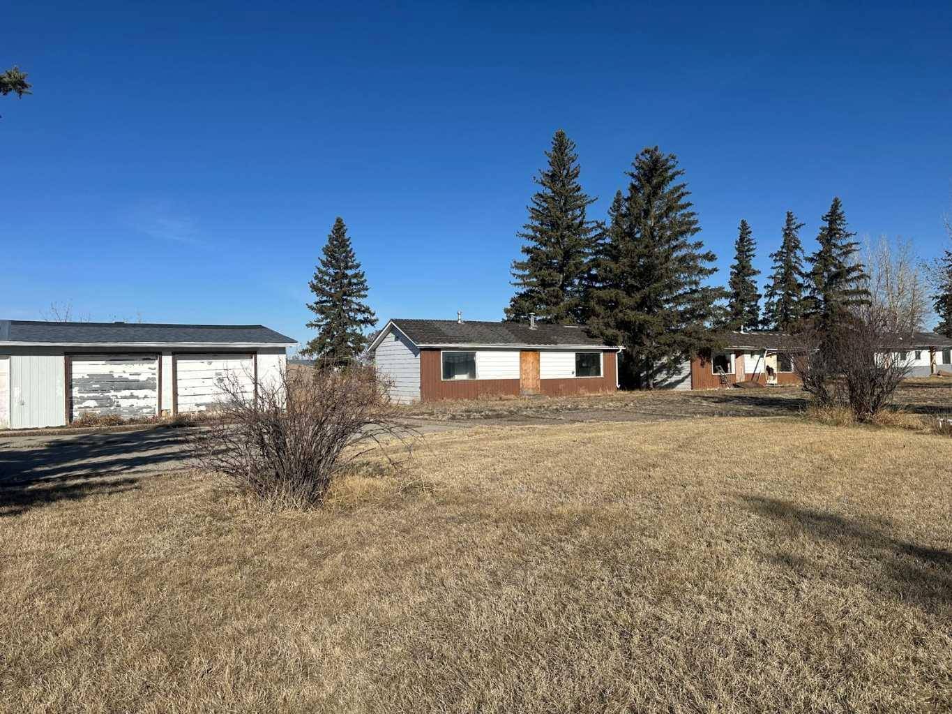 1002 5 AVE, Bassano, AB T0J 0B0