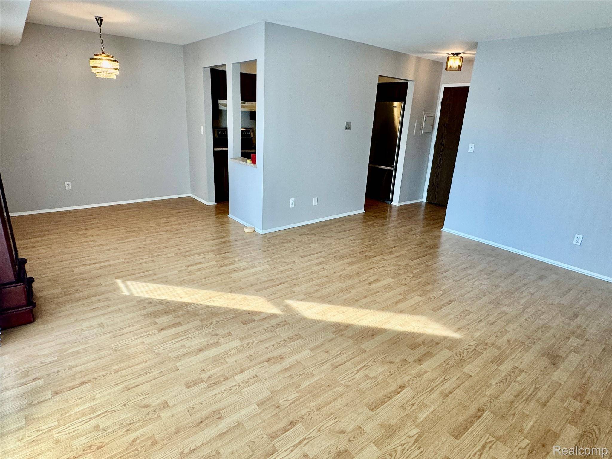 30515 14 Mile Rd. #37, Farmington Hills, MI 48334