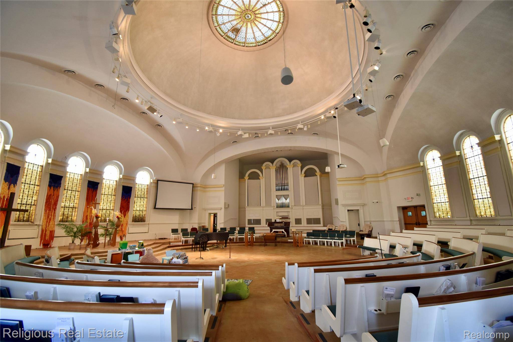 145 Capital AVE NE, Battle Creek, MI 49017