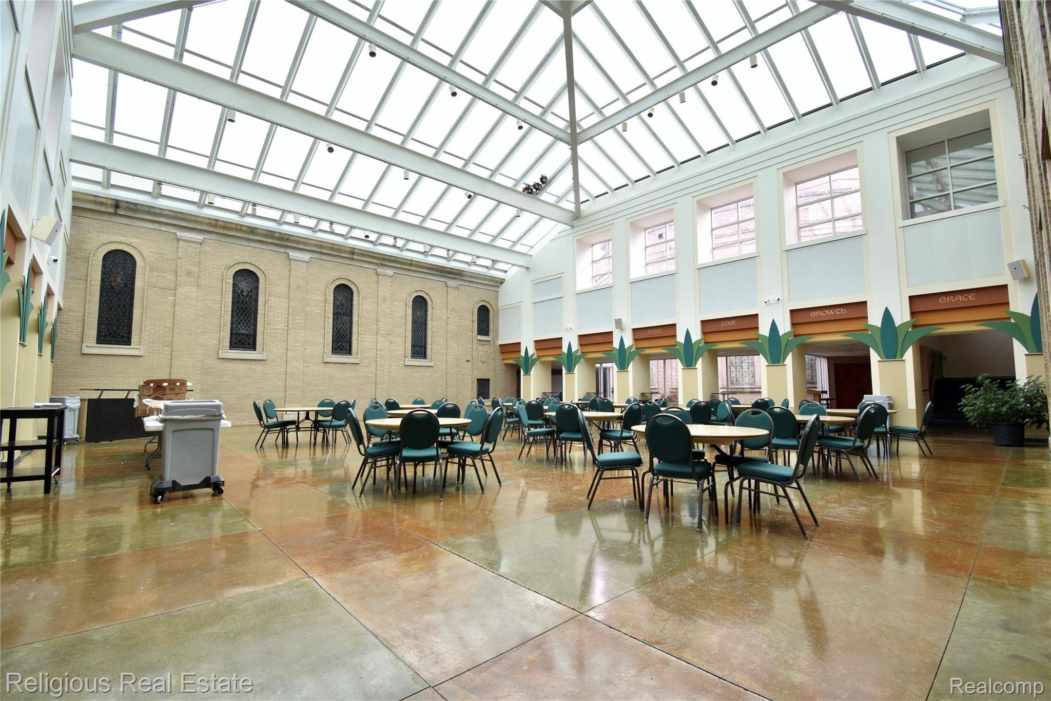 145 Capital AVE NE, Battle Creek, MI 49017