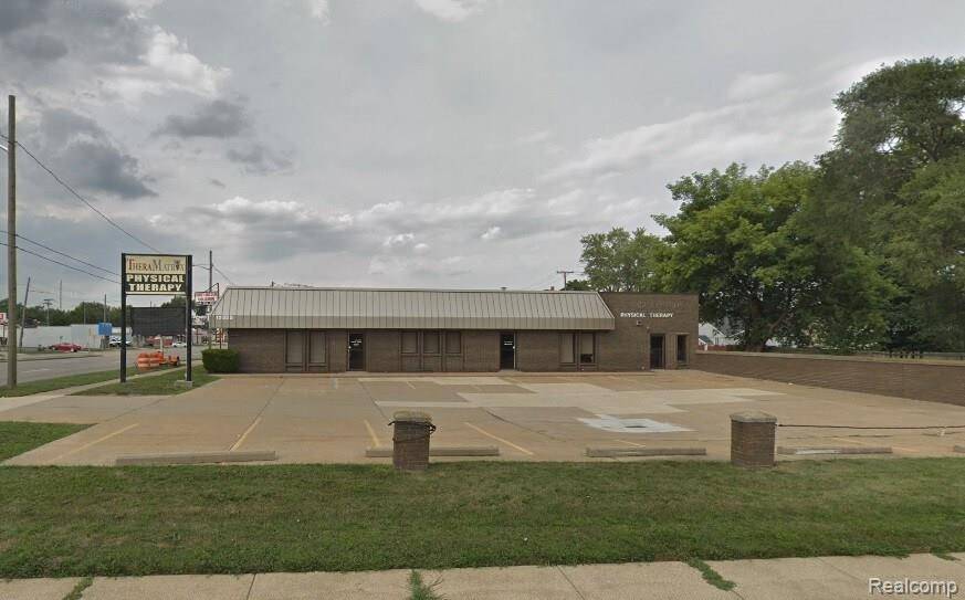 12855 Dix Toledo RD, Southgate, MI 48195