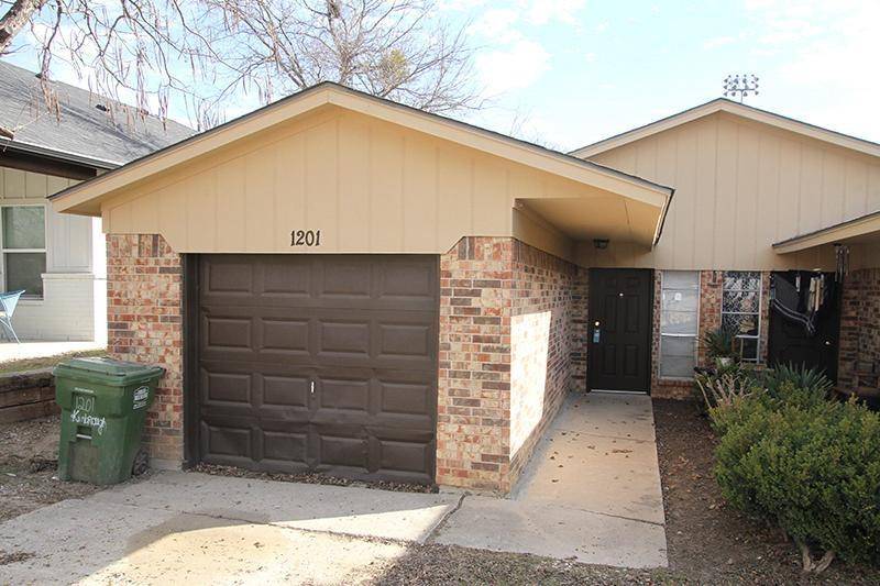 1201 Kimbrough Street, White Settlement, TX 76108