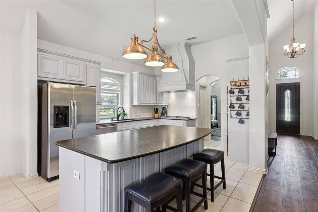 139 Las Colinas Trail, Cross Roads, TX 76227