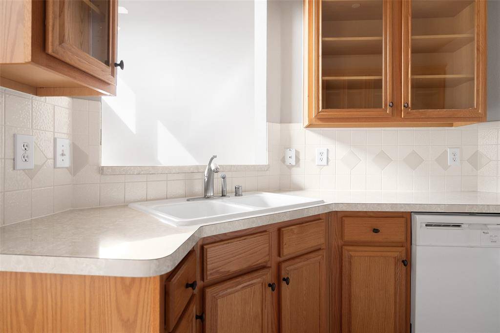 924 Cypress Creek Drive, Plano, TX 75025