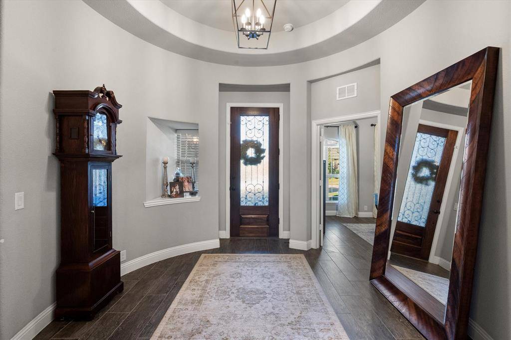 515 Carnation Lane, Mansfield, TX 76063