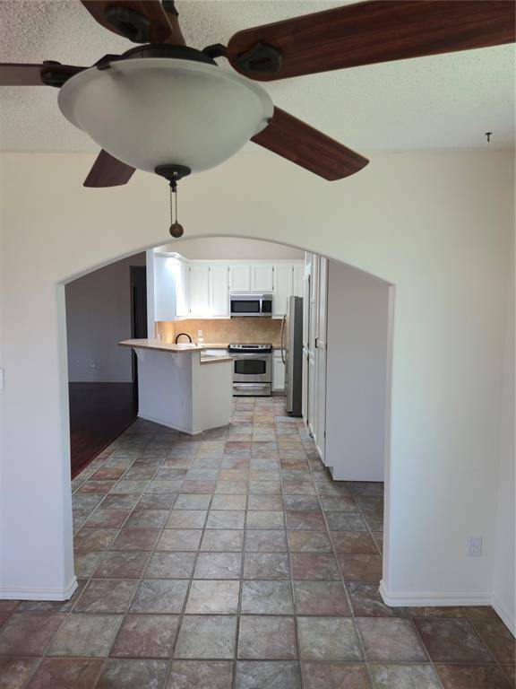 1115 Winona Street, Weatherford, TX 76086