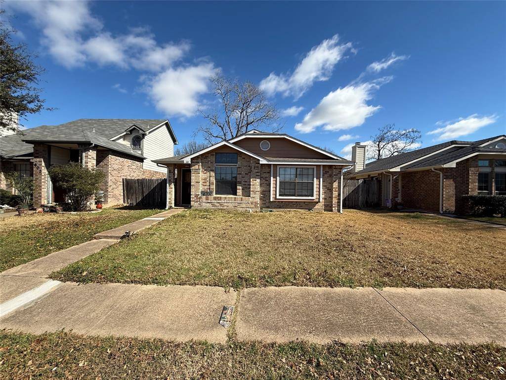 606 Las Brisas Drive, Mesquite, TX 75149