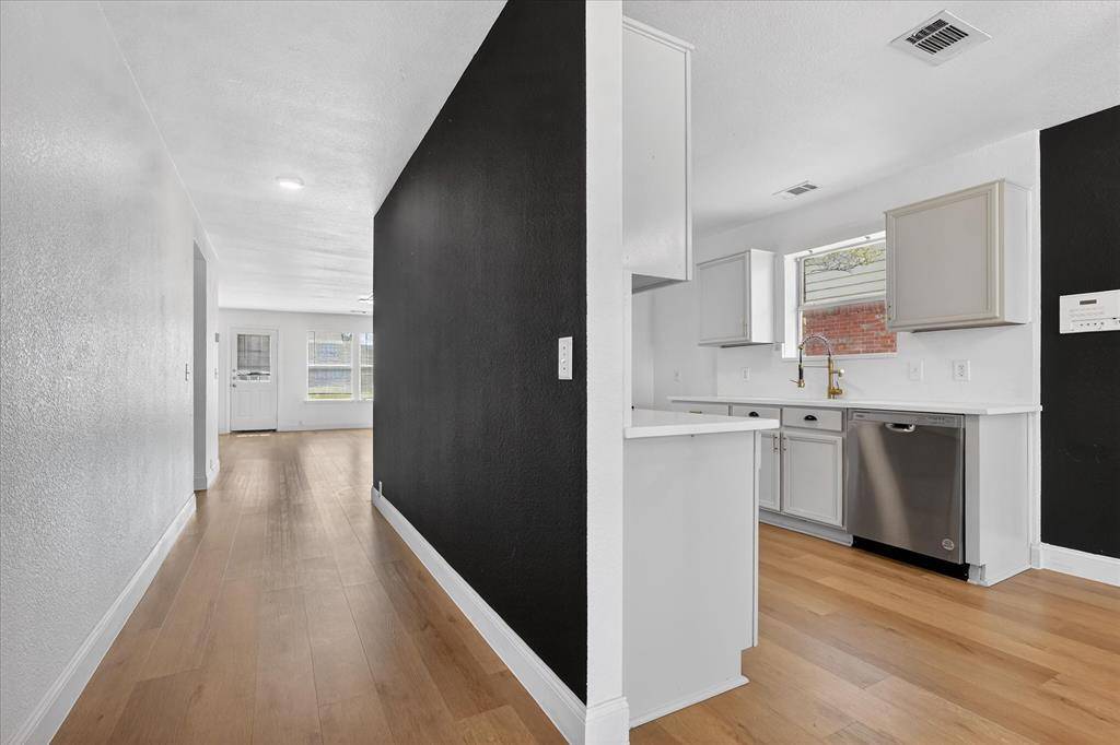 9108 Tumbleweed Drive, Cross Roads, TX 76227