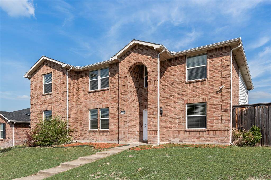 2737 Ingram Circle, Mesquite, TX 75181