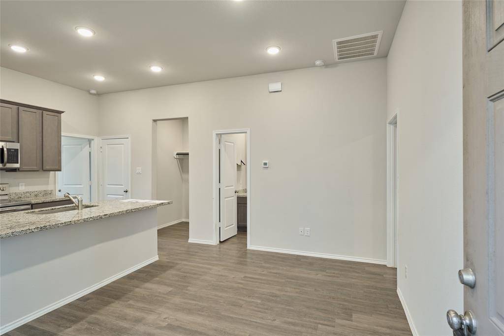 9992 Calendar Street, Willis, TX 77318