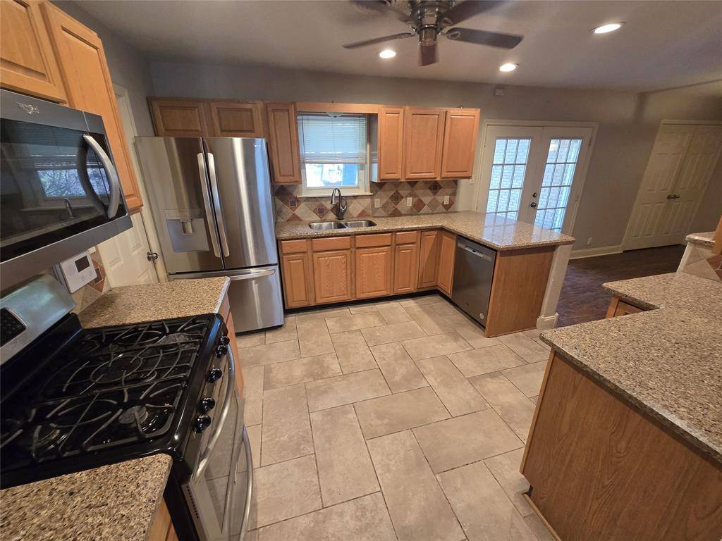 1144 Norwood Drive, Hurst, TX 76053