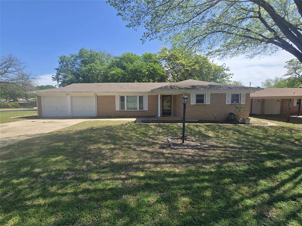 1144 Norwood Drive, Hurst, TX 76053