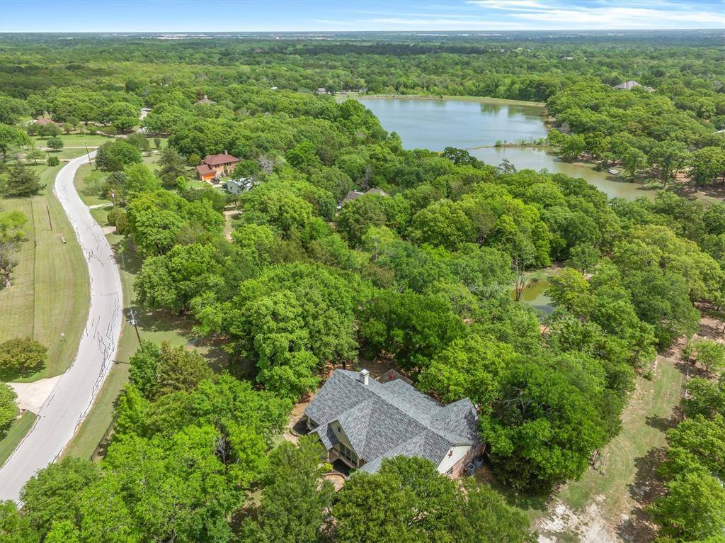 2151 Meadow Way, Terrell, TX 75160