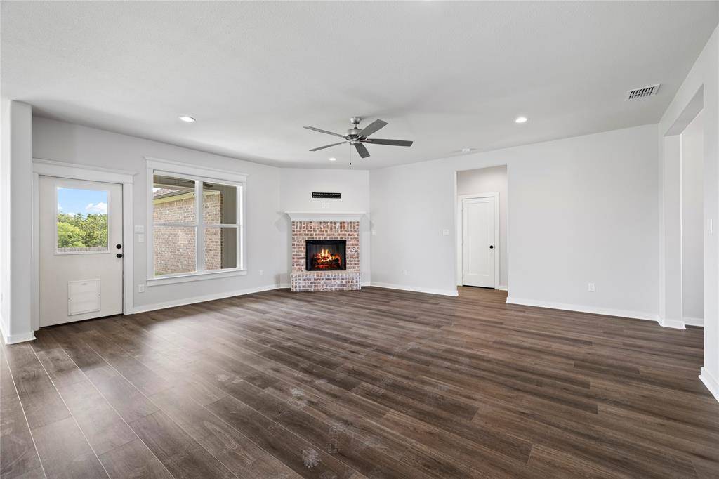 118 Sides Boulevard, Bullard, TX 75757